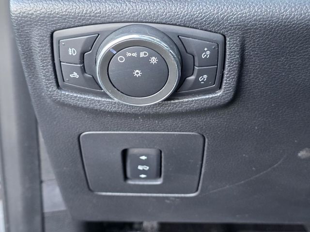 2016 Ford F-150 Lariat - 22972914 - 25