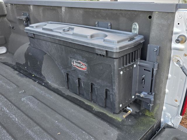 2016 Ford F-150 Lariat - 22972914 - 31