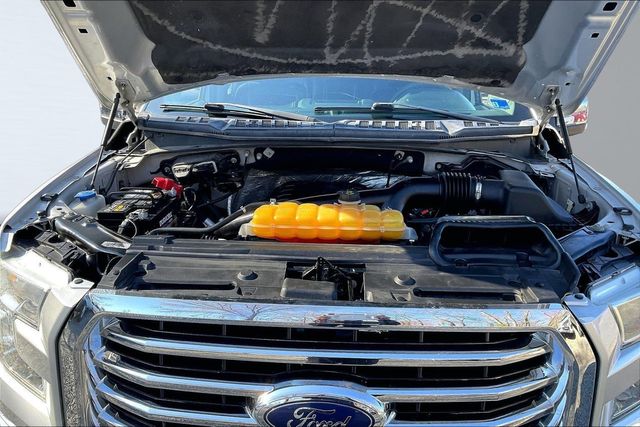 2016 Ford F-150 LARIAT - 23005291 - 40