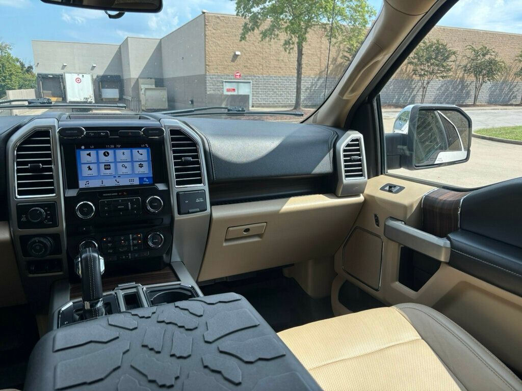 2016 Ford F-150 Lariat photo 14