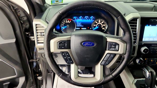 2016 Ford F-150 Lariat 4WD SuperCrew 157'' w/ 502A, FX4, Max Tow & Pano Roof - 23091256 - 13