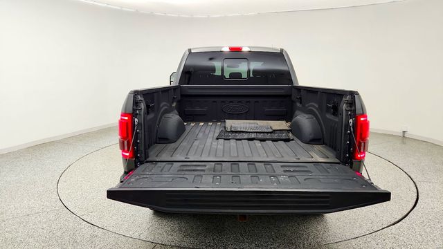 2016 Ford F-150 Lariat 4WD SuperCrew 157'' w/ 502A, FX4, Max Tow & Pano Roof - 23091256 - 19