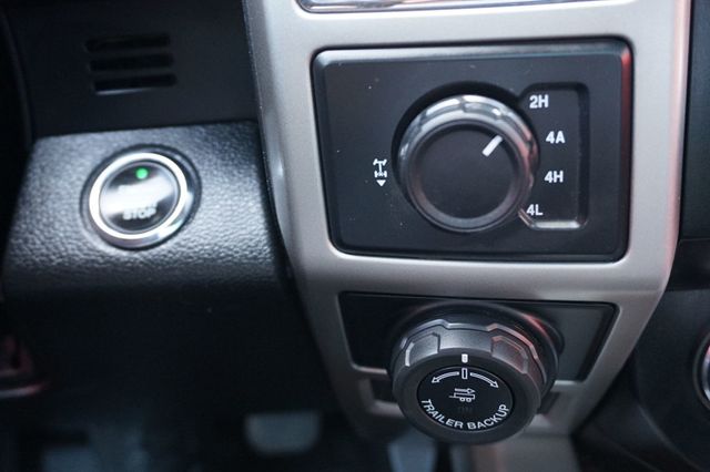 2016 Ford F-150 LARIAT, 4X4, PREMIUM WHEELS, PANORAMA MOON ROOF, LEATHER SEATS - 23016605 - 30