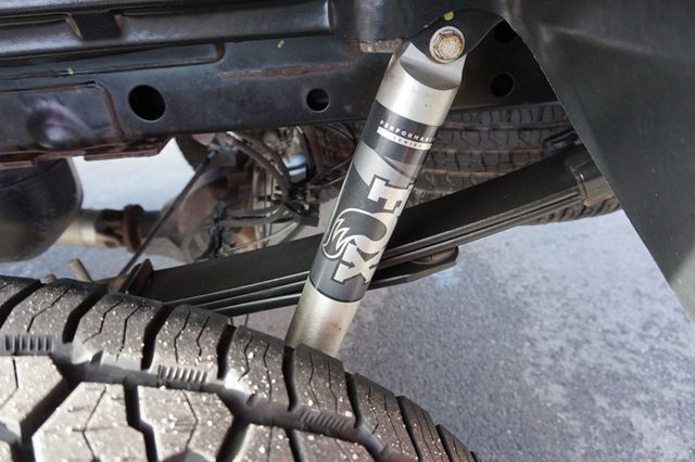 2016 Ford F-150 LARIAT, 4X4, PREMIUM WHEELS, RUNNING BOARDS, TOW PKG - 22969360 - 17