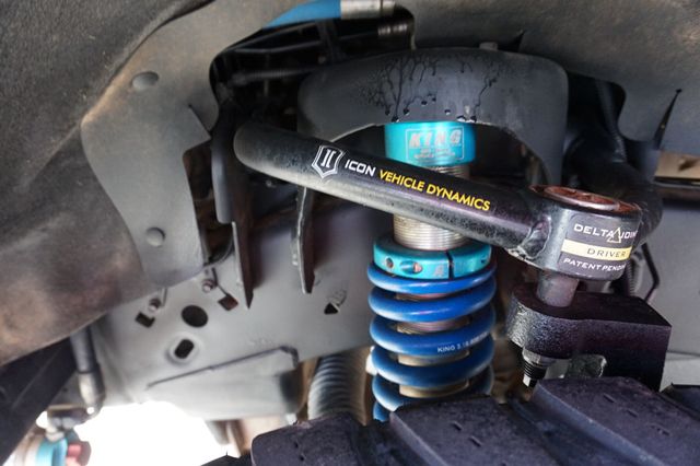 2016 Ford F-150 LIFTED, 4X4,  PREMIUM WHEELS,ALL TERRAIN TIRES, CLEAN CARFAX - 23018466 - 17