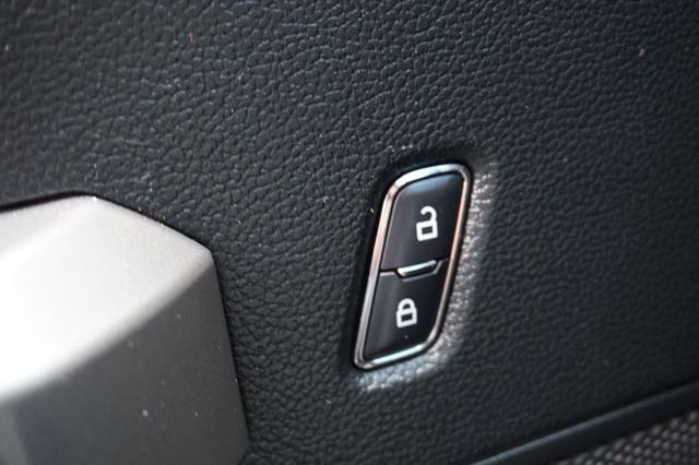 2016 Ford F-150 LIFTED, 4X4,  PREMIUM WHEELS,ALL TERRAIN TIRES, CLEAN CARFAX - 23018466 - 30