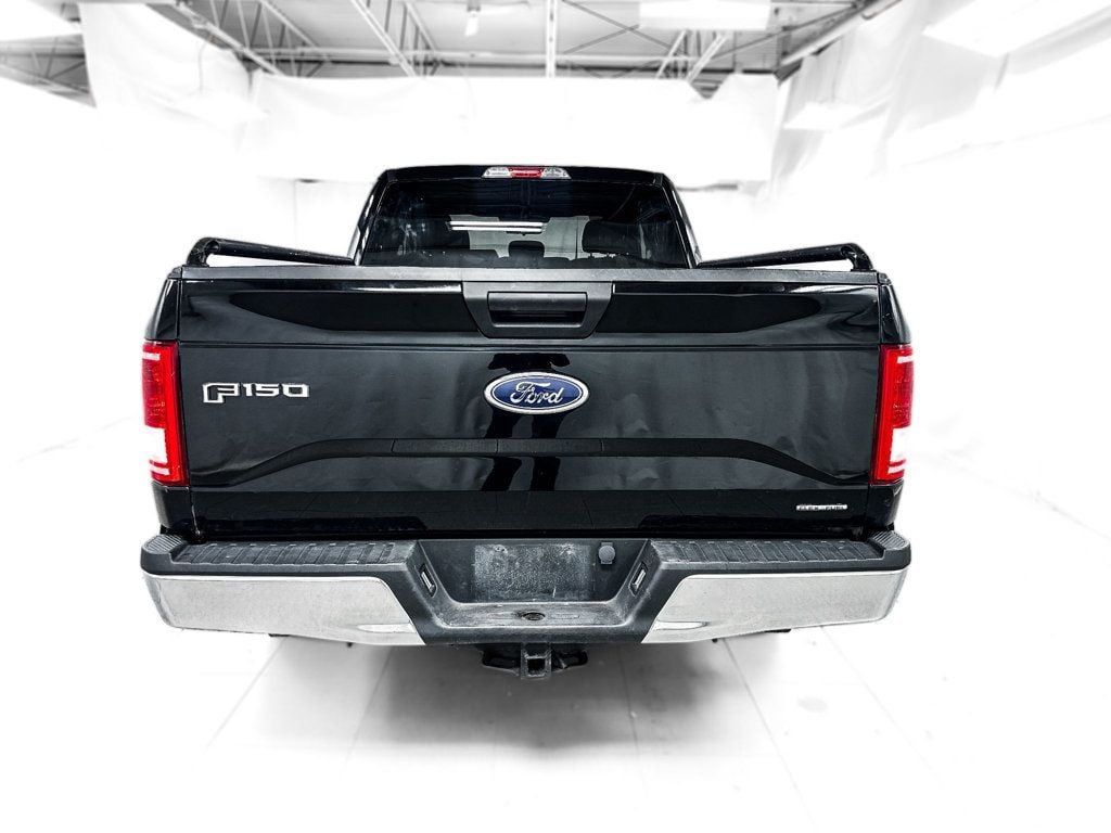 2016 Ford F-150 XLT photo 3