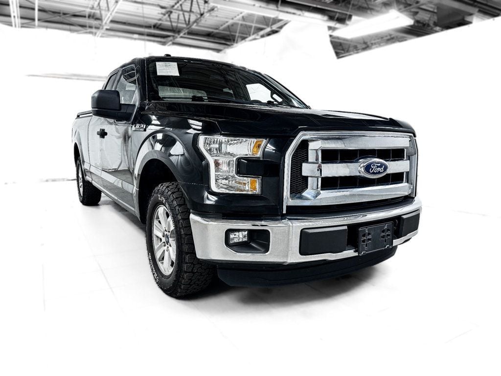 2016 Ford F-150 XLT photo 6