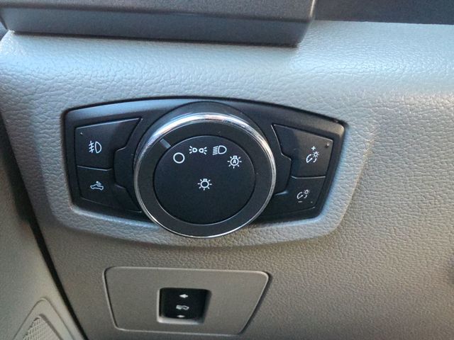 2016 Ford F-150 XL - 23054246 - 16