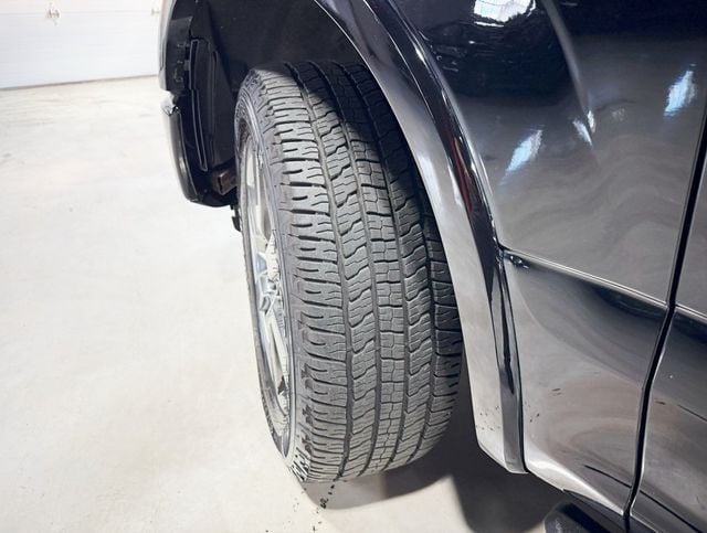 2016 Ford F-150 XLT photo 2