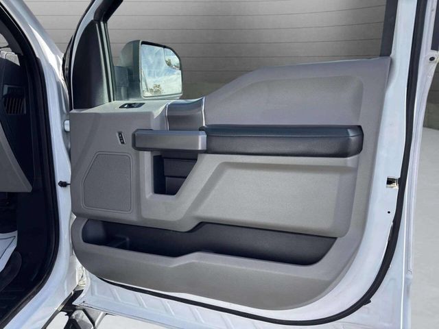 2016 Ford F-150 XLT 4x4 4dr SuperCrew 5.5 ft. SB - 22943147 - 17