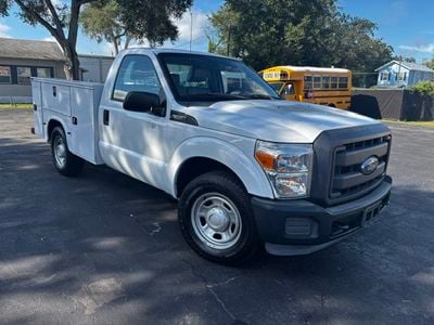 2016 Ford F-350 UTILITY TRUCK