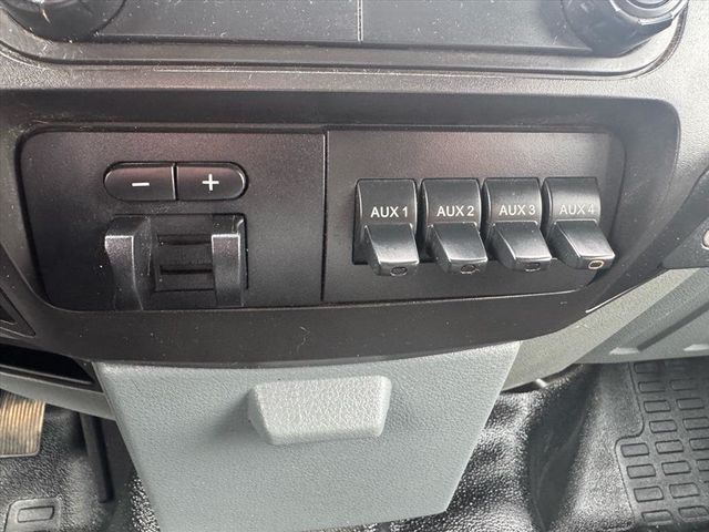 2016 Ford F-350SD XL - 22958303 - 32