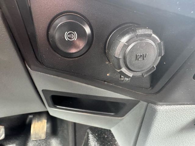 2016 Ford F-350SD XL - 22958303 - 34