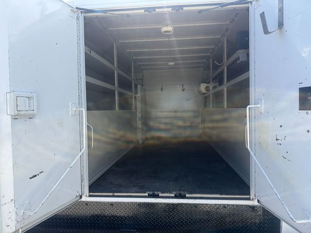 2016 Ford F-550 4X4 Enclosed Utility Service Truck  - 23094269 - 6
