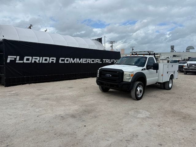 2016 Ford F-550 4X4 Utility Service Truck  - 22963430 - 0