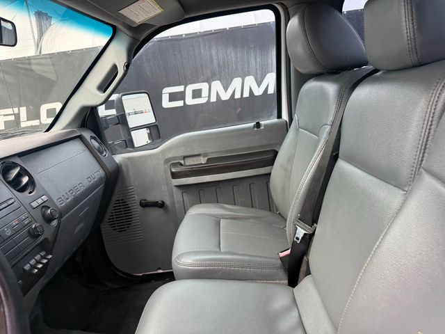 2016 Ford F-550 4X4 Utility Service Truck  - 22963430 - 9