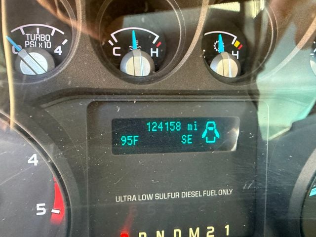 2016 Ford F-550 Flatbed  - 23029481 - 10