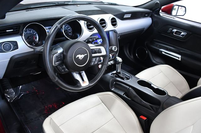 2016 Ford Mustang 2dr Convertible EcoBoost Premium - 22961545 - 10