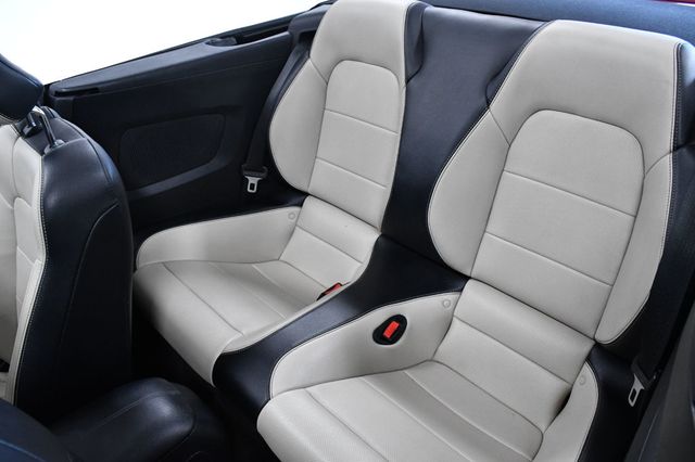 2016 Ford Mustang 2dr Convertible EcoBoost Premium - 22961545 - 12