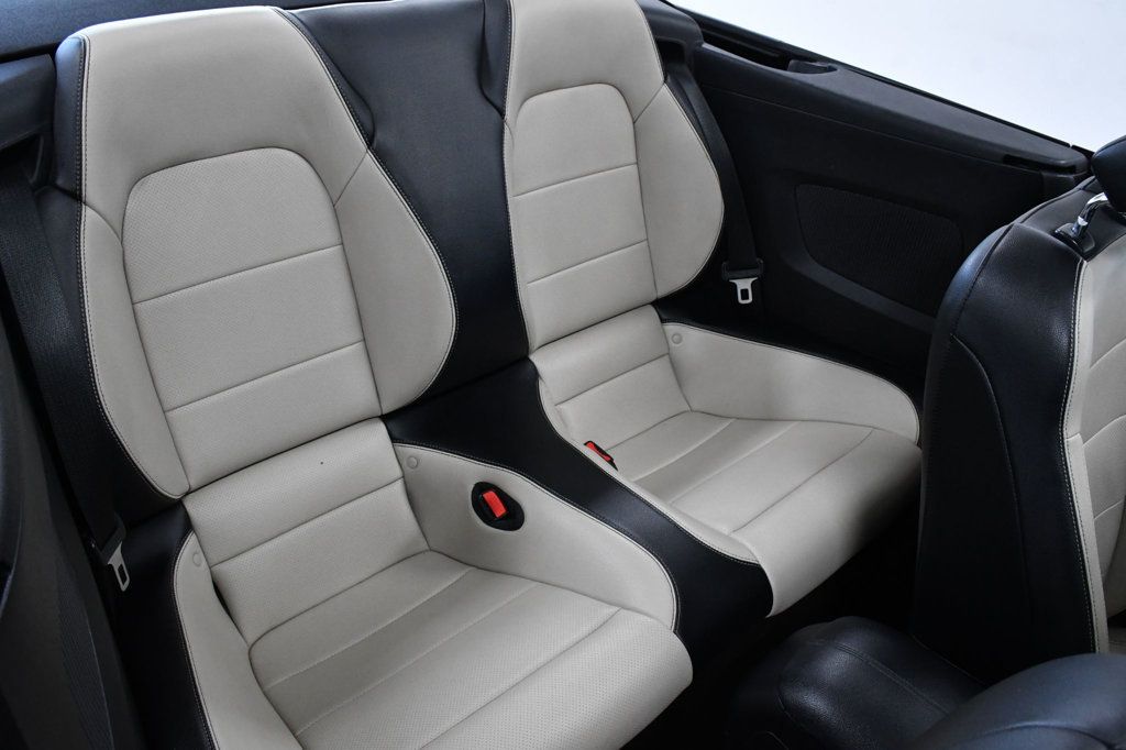 2016 Ford Mustang 2dr Convertible EcoBoost Premium - 22961545 - 15