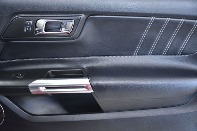 2016 Ford Mustang 2dr Convertible EcoBoost Premium - 22961545 - 18