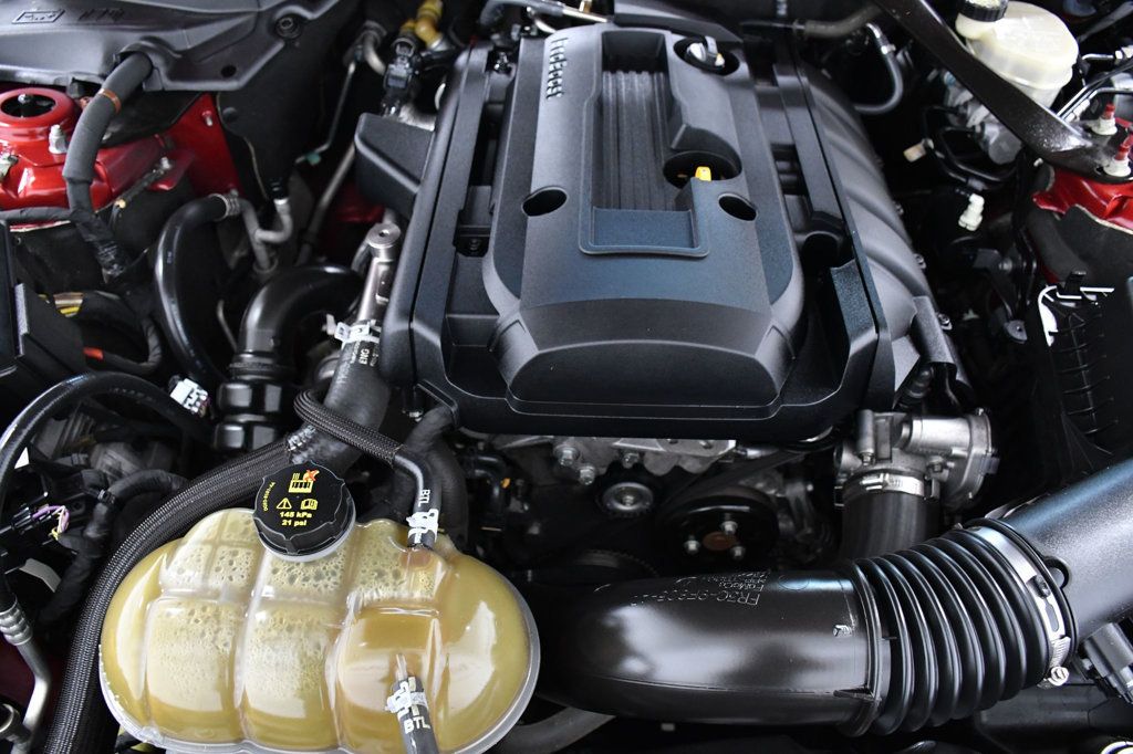 2016 Ford Mustang 2dr Convertible EcoBoost Premium - 22961545 - 19