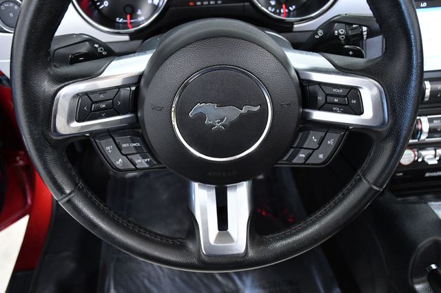 2016 Ford Mustang 2dr Convertible EcoBoost Premium - 22961545 - 20