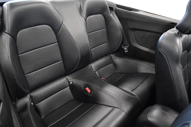 2016 Ford Mustang 2dr Convertible EcoBoost Premium - 22978518 - 15