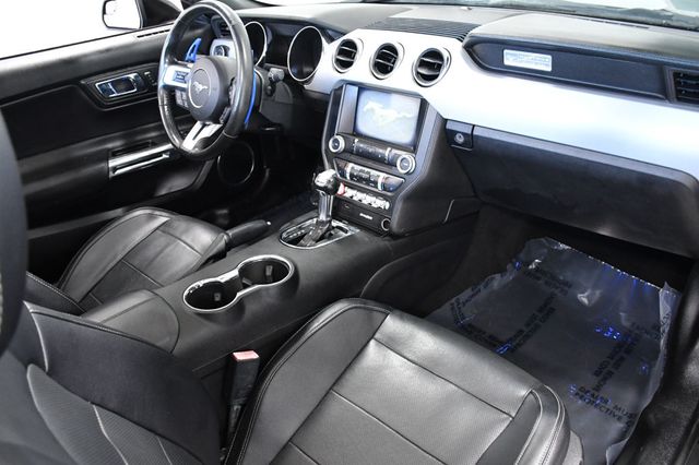 2016 Ford Mustang 2dr Convertible EcoBoost Premium - 22978518 - 17