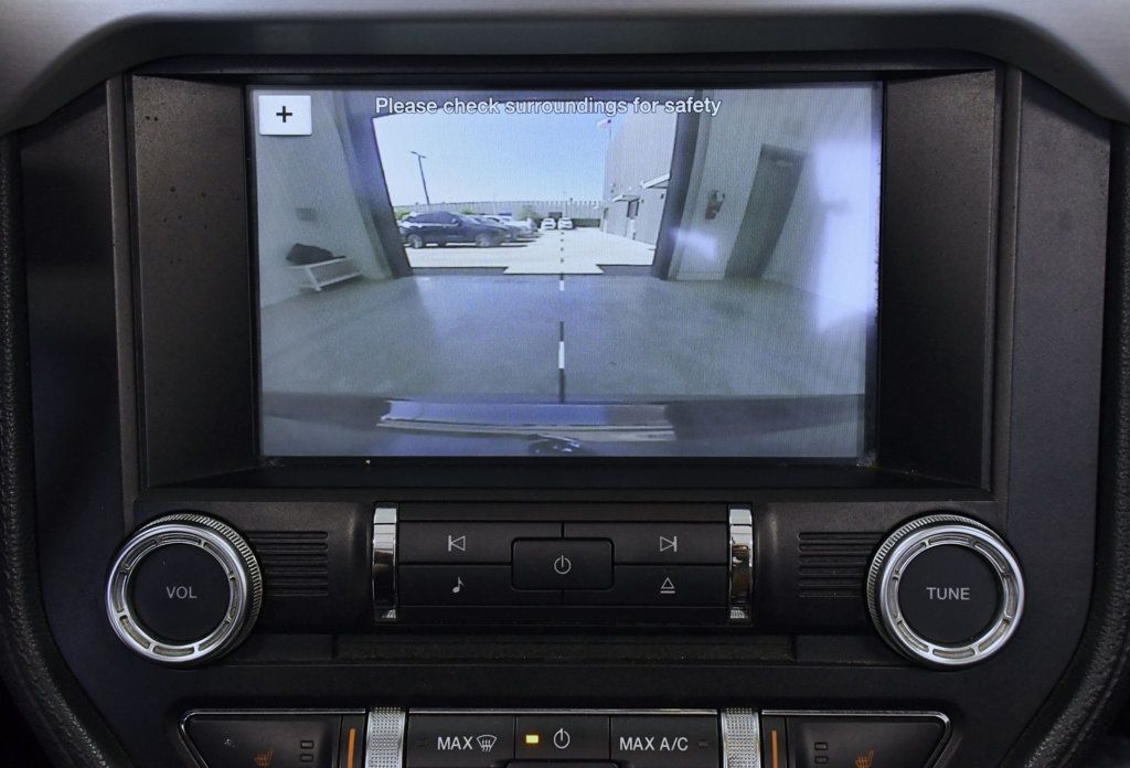 2016 Ford Mustang 2dr Convertible EcoBoost Premium - 22978518 - 26