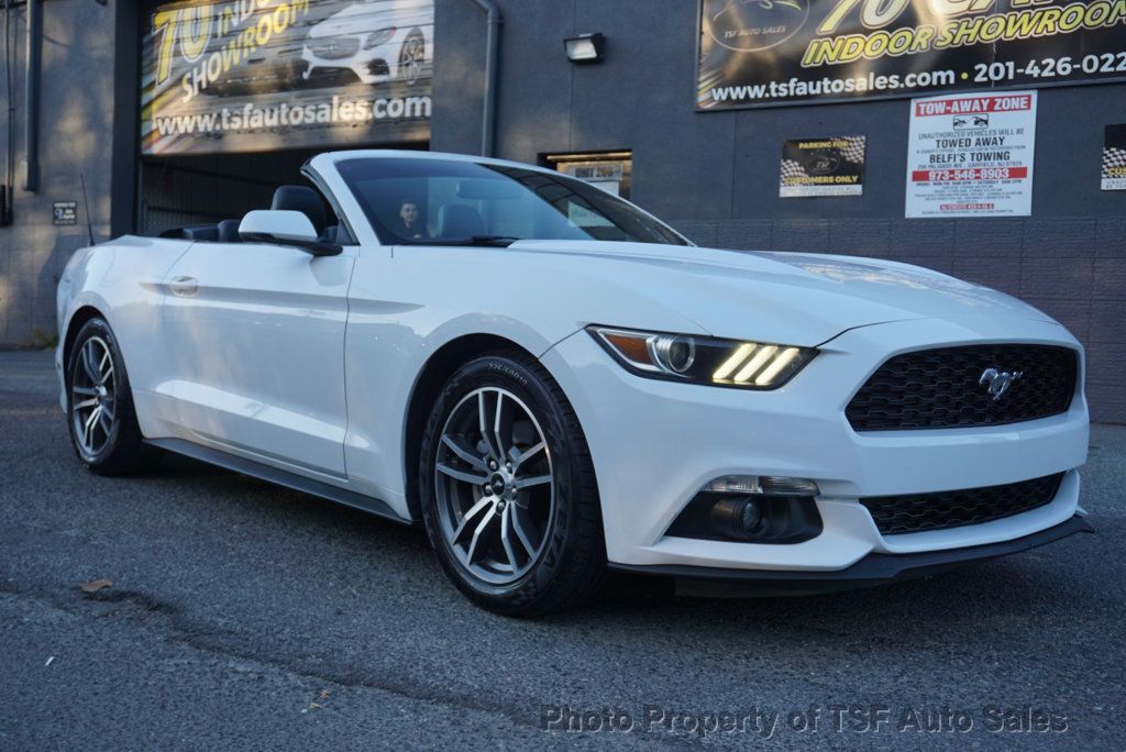 2016 Ford Mustang 2dr Convertible EcoBoost Premium - 22644804 - 10