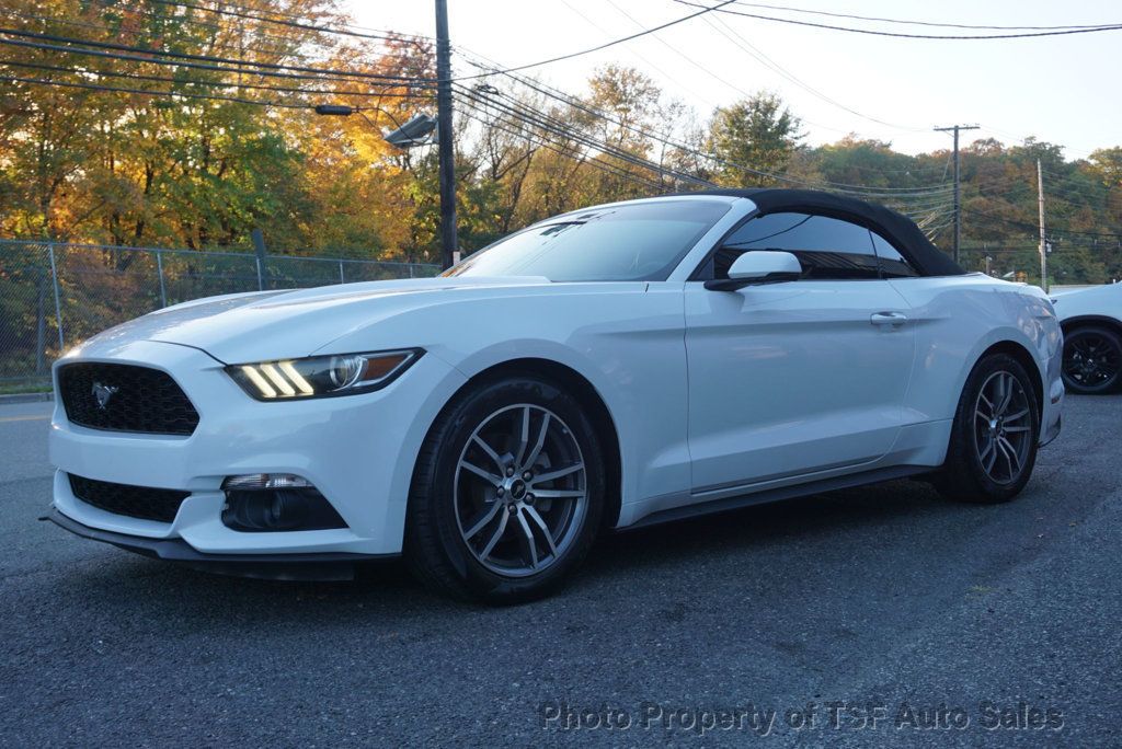 2016 Ford Mustang 2dr Convertible EcoBoost Premium - 22644804 - 4