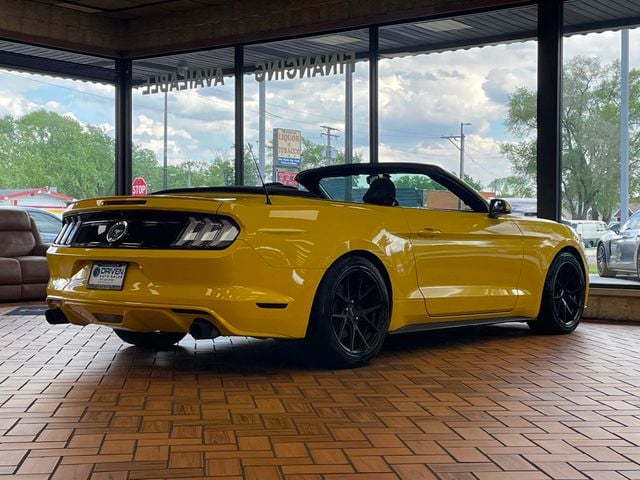 2016 Ford Mustang 2dr Convertible V6 - 23022939 - 9