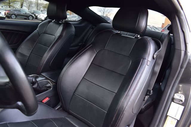 2016 Ford Mustang 2dr Fastback EcoBoost - 22810945 - 13