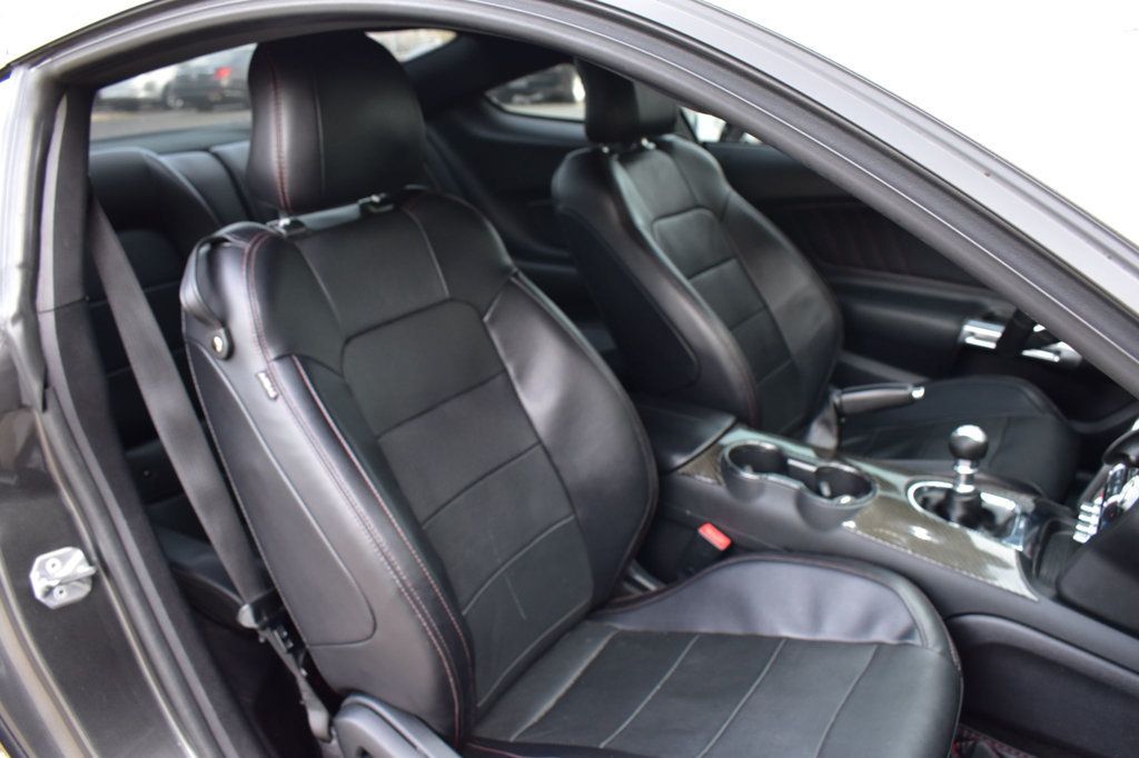 2016 Ford Mustang 2dr Fastback EcoBoost - 22810945 - 16