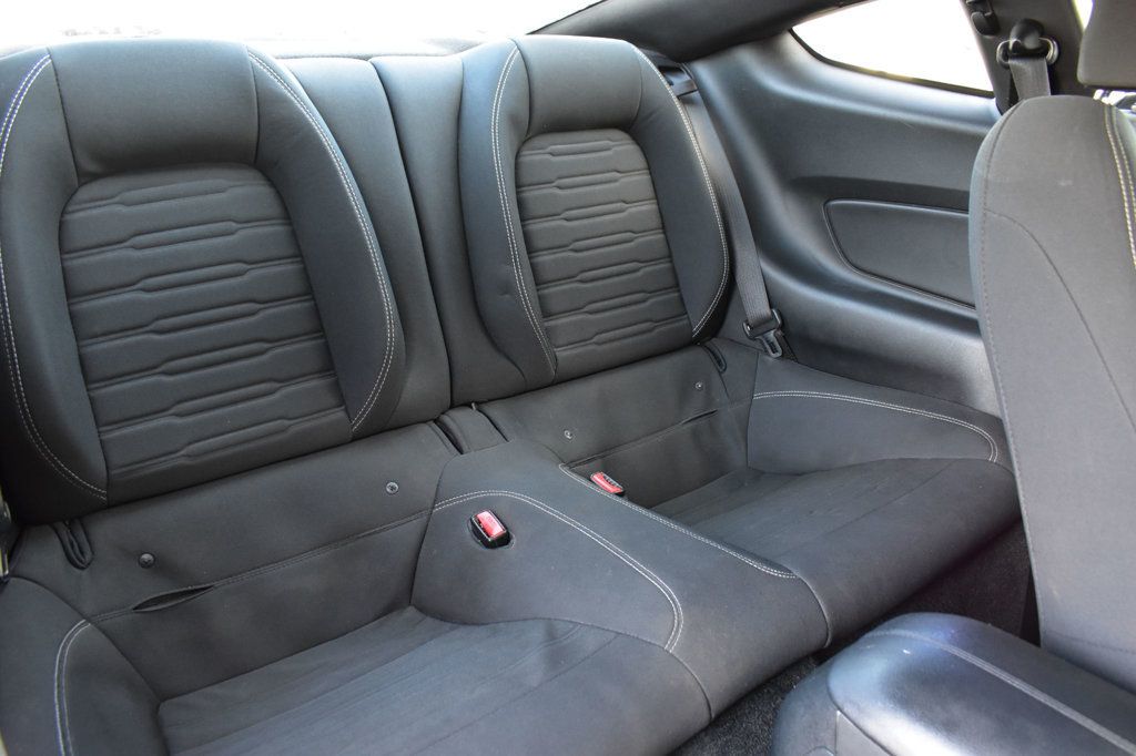 2016 Ford Mustang 2dr Fastback EcoBoost - 23008910 - 19