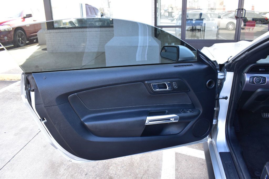 2016 Ford Mustang 2dr Fastback EcoBoost - 23008910 - 38