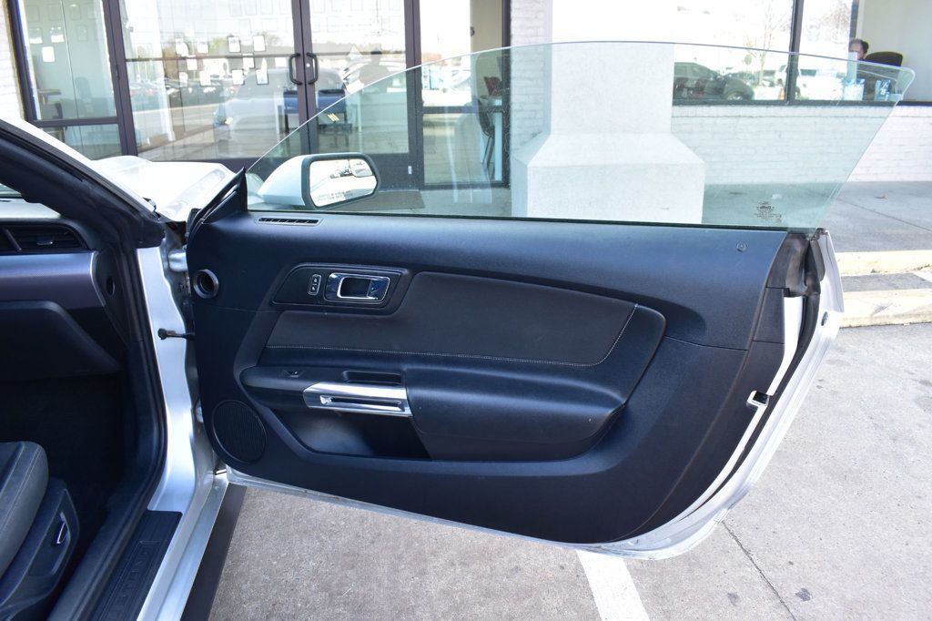 2016 Ford Mustang 2dr Fastback EcoBoost - 23008910 - 39