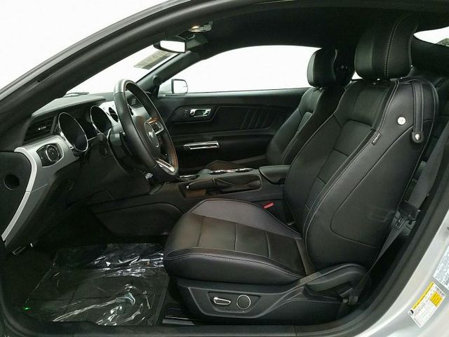 2016 Ford Mustang 2dr Fastback EcoBoost - 15400098 - 4