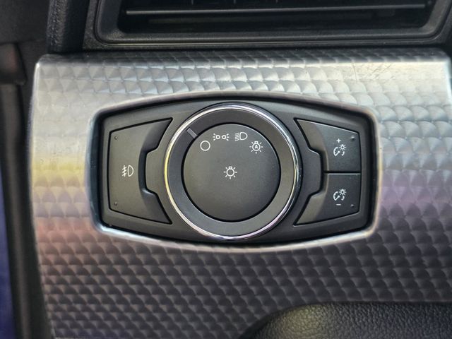 2016 Ford Mustang 2dr Fastback EcoBoost - 23075392 - 17