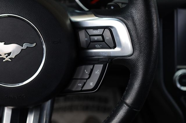 2016 Ford Mustang 2dr Fastback EcoBoost - 22947454 - 24