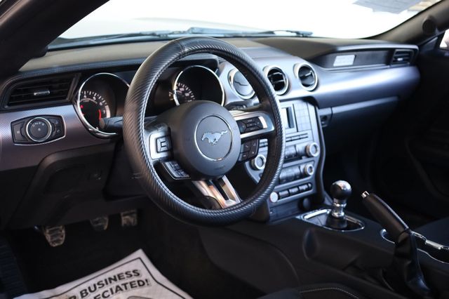 2016 Ford Mustang 2dr Fastback EcoBoost - 22958426 - 13