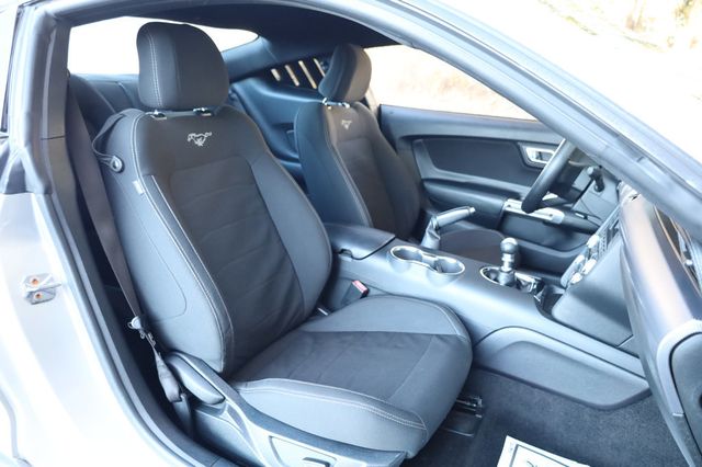 2016 Ford Mustang 2dr Fastback EcoBoost - 22958426 - 16