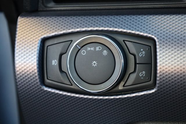 2016 Ford Mustang 2dr Fastback EcoBoost - 22958426 - 24