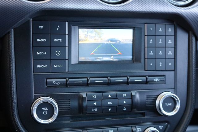 2016 Ford Mustang 2dr Fastback EcoBoost - 22958426 - 26