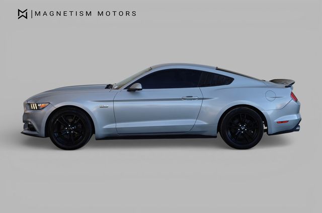 2016 Ford Mustang 2dr Fastback EcoBoost - 22958426 - 2