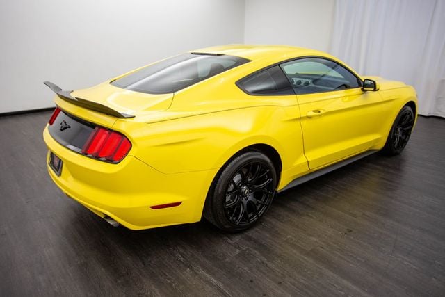 2016 Ford Mustang 2dr Fastback EcoBoost - 22668431 - 9