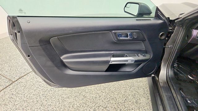 2016 Ford Mustang 2dr Fastback EcoBoost - 23056734 - 9