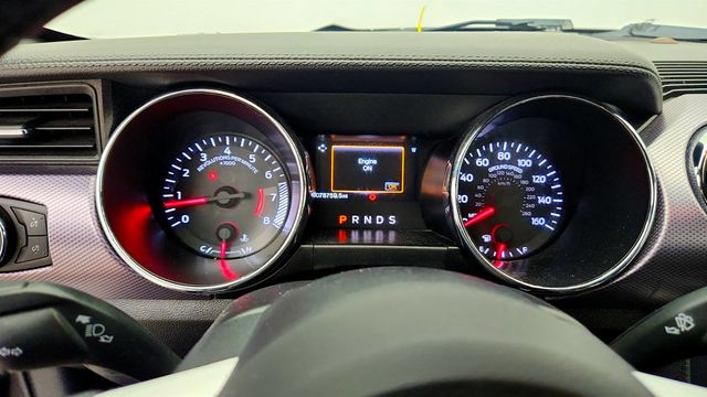 2016 Ford Mustang 2dr Fastback EcoBoost - 23056734 - 13